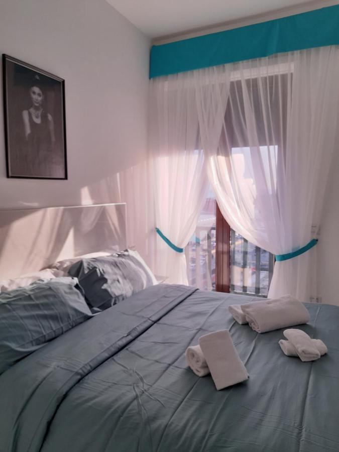 Mayfair Lifestyle Suites By Babylon Stay Neapel Exteriör bild