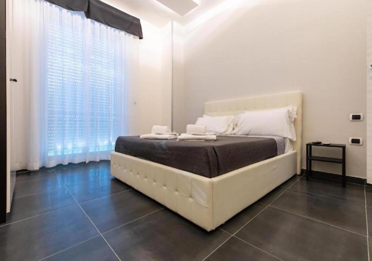 Mayfair Lifestyle Suites By Babylon Stay Neapel Exteriör bild
